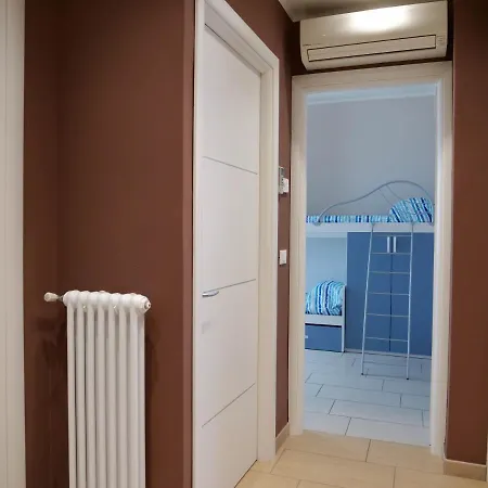 Casa Salumiere ‐ Bicamere Con Posto Auto Vicinissimo Spiagga Costa Azzurra Grado