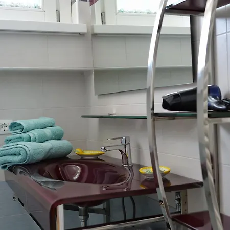 Casa Salumiere ‐ Bicamere Con Posto Auto Vicinissimo Spiagga Costa Azzurra *